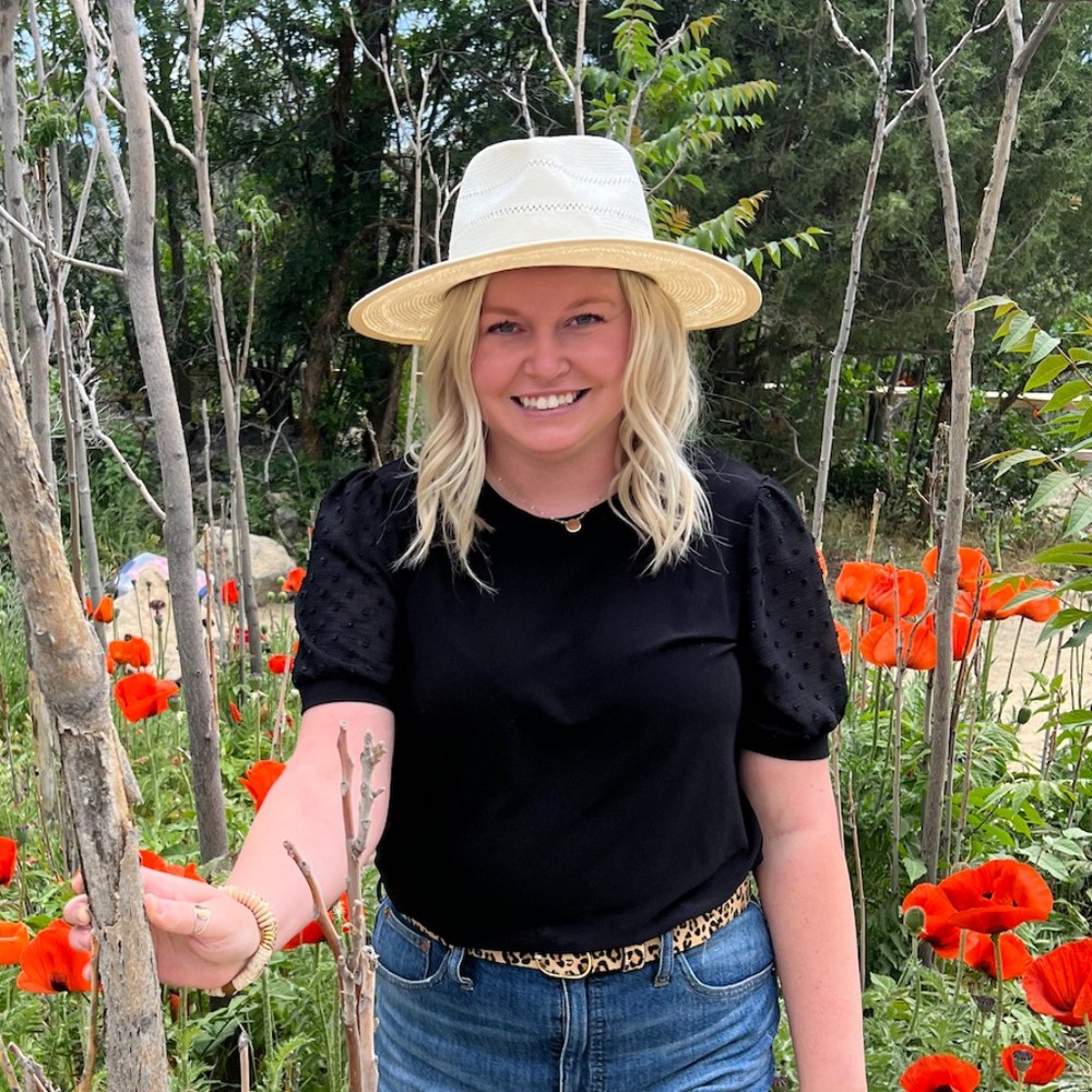 Meet your Posher, Elle